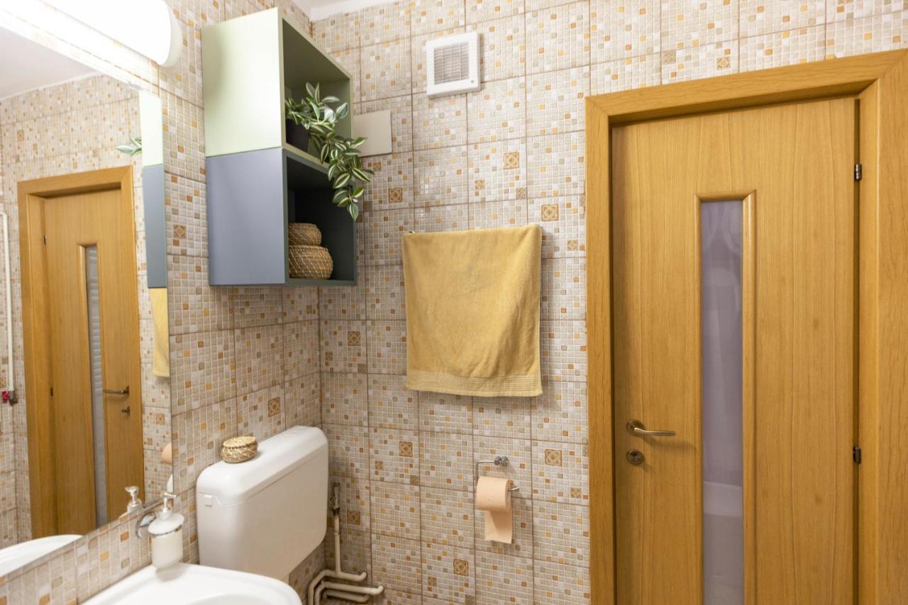 13 Septembrie Apt, Near Marriott Bukareszt Zewnętrze zdjęcie